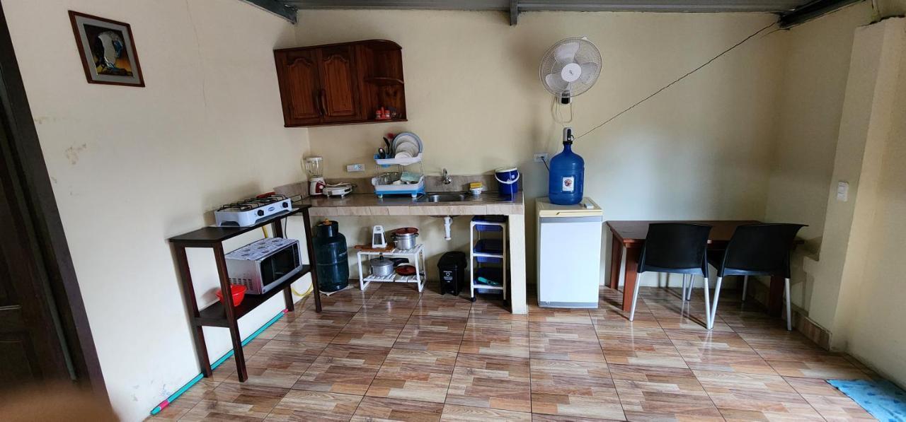 Апартаменты Departamento Amoblado Starlink -Pto Ayora Пуэрто-Айора Экстерьер фото